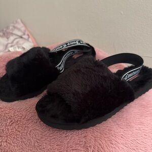 Juicy Couture Black Furry Sandals